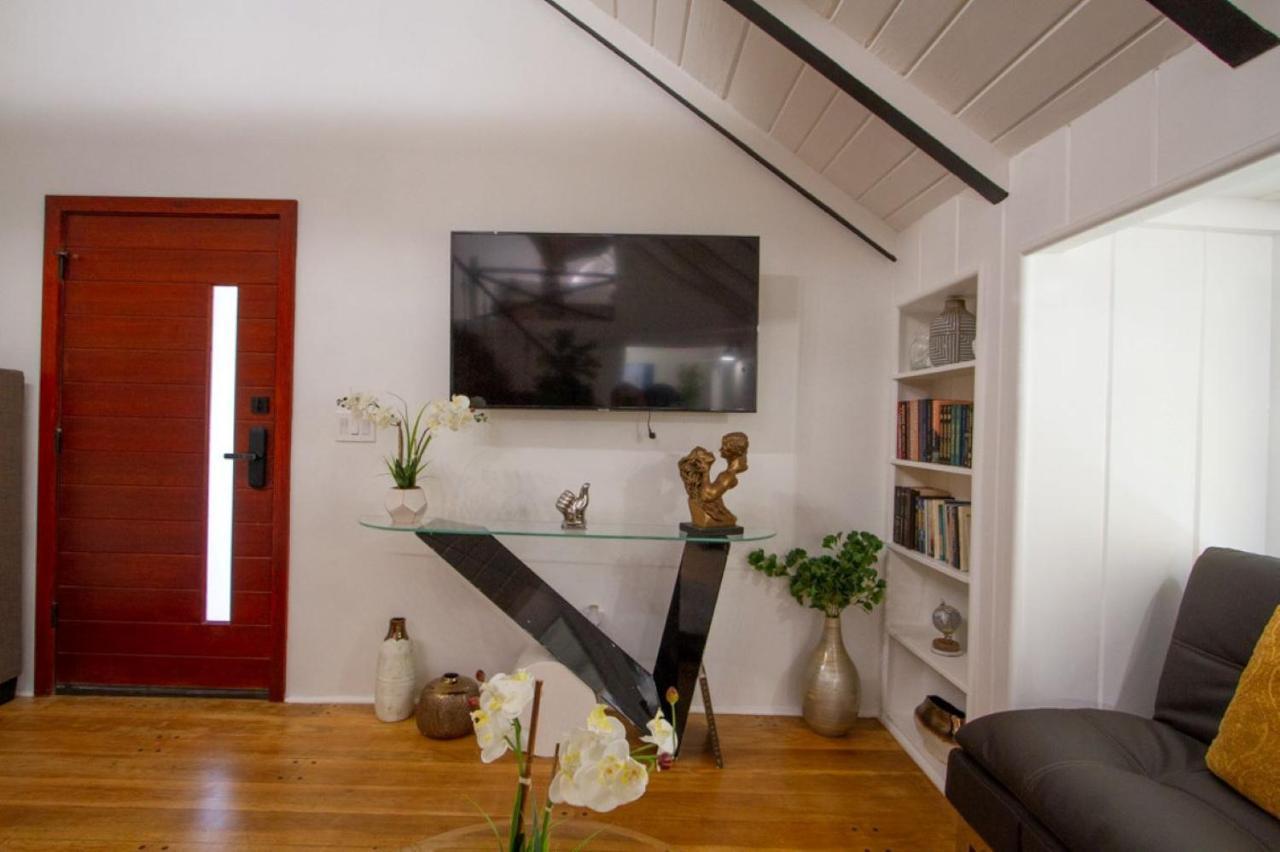 לוס אנג'לס Dreamy Farmhouse In Studio City מראה חיצוני תמונה